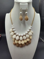 Charming Charlie New With Tag Statement Necklace And Earrings Set
