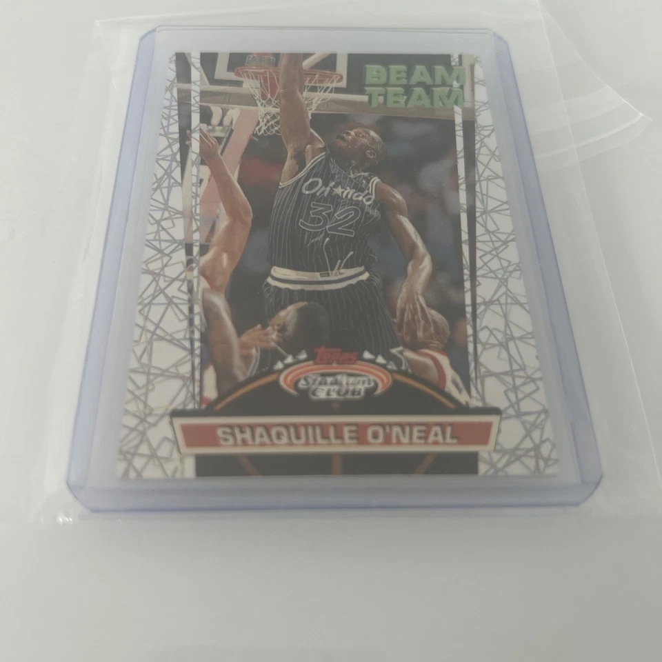 1992-93 Topps Stadium Club Rare Centered Beam Team Shaquille O'Neal #21  Shaq - Image 3 of 4
