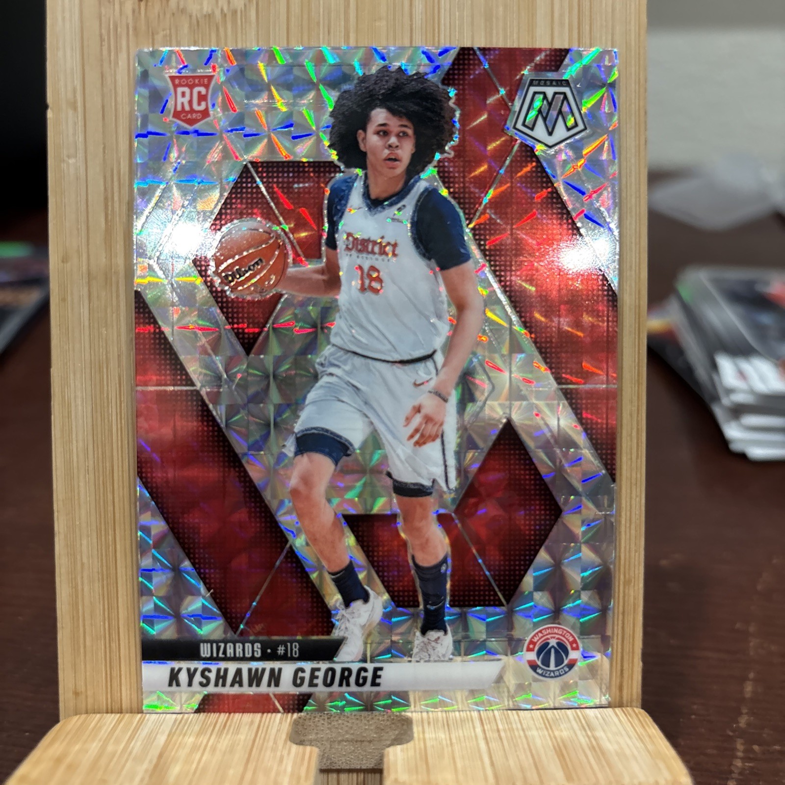 2024-25 Panini Mosaic - Rookies Kyshawn George #247 Mosaic Prizm (RC)