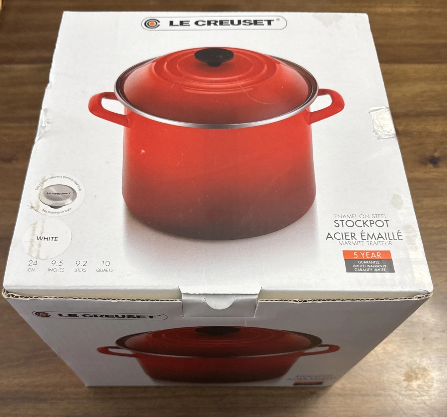 Le Creuset White Enamel Steel Stockpot with Lid, Induction Compatible 10quarts