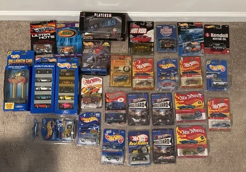 NEW SEALED Hot Wheels, RED LINES, Johnny Lightning ,Matchbox 28 Peice LOT