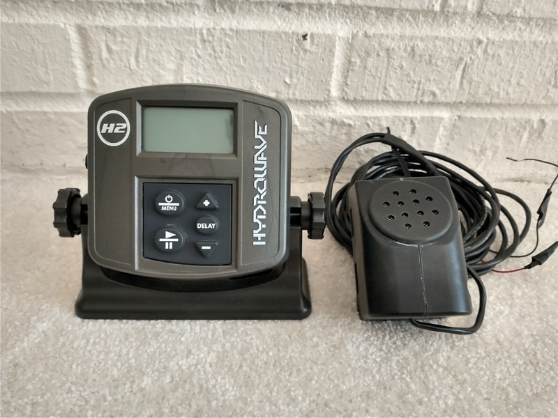 TH Marine Hydrowave H2 Fish Feeding Stimulator. 