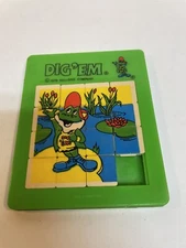 Vintage 1979 DIG'EM FROG SLIDING TILE PUZZLE Slide KELLOGG Company Slider