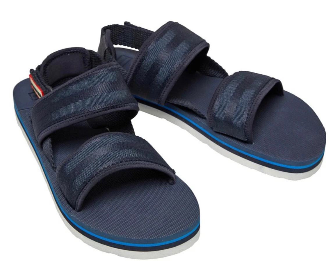 Hunter sandals deals mens