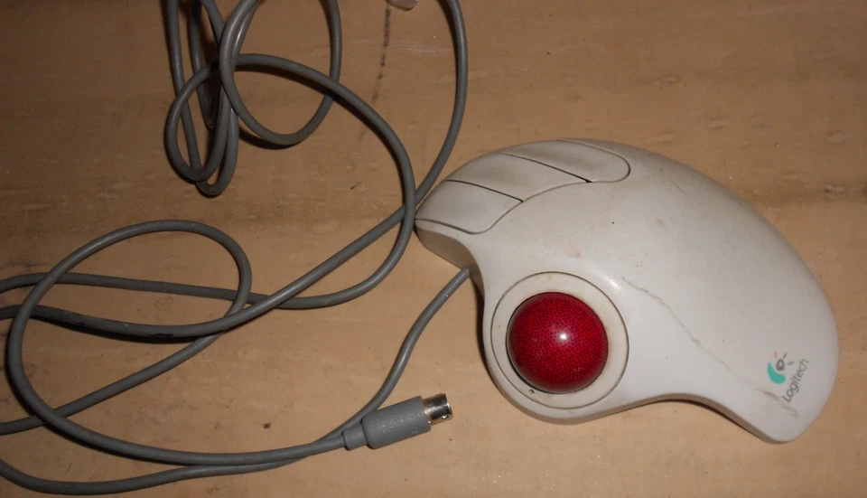 Logitech TrackMan Marble Trackball Maus