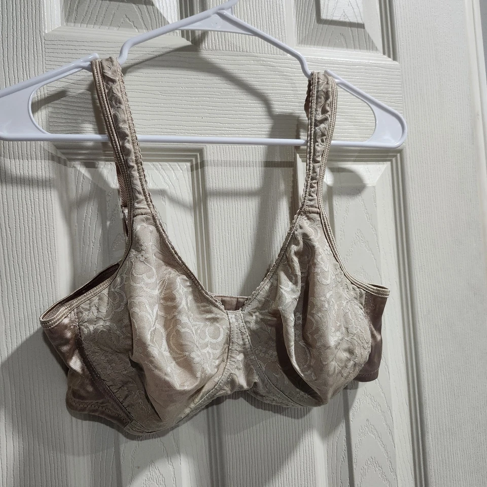 Playtex 18 Hour Bra Wirefree Ultimate Lift True Support 4745 Natural Soft Sz 40B - Image 2 of 4