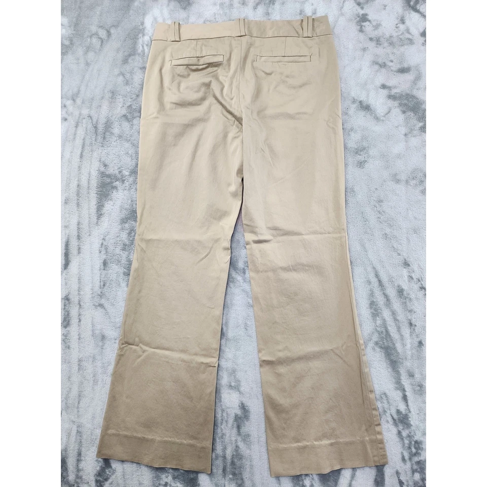 Pantalones Pantalón Banana Republic The Logan Fit tiro medio talla 6 caqui algodón elástico Foto 2 de 4