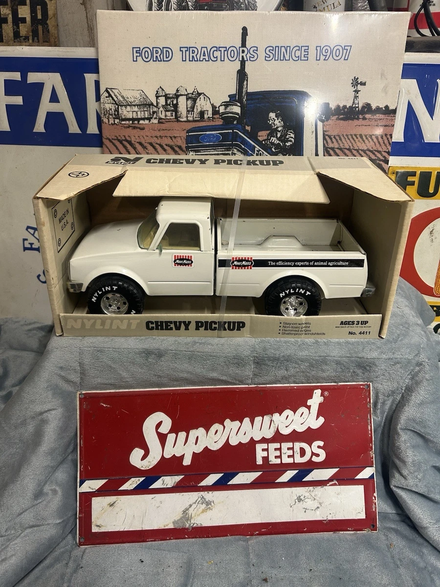 Nylint Chevrolet Vintage Manufacture Diecast Pickup Trucks for