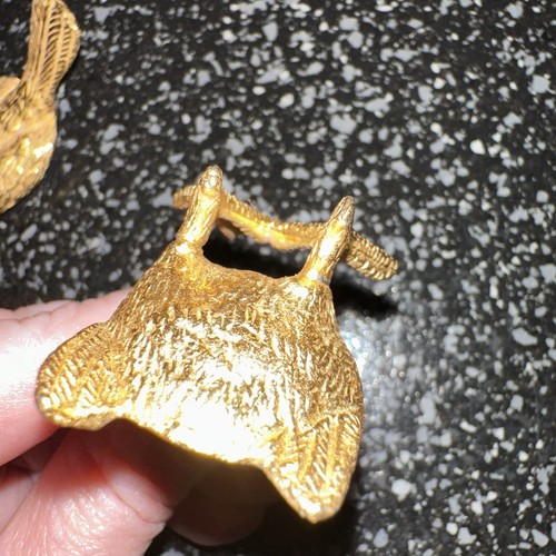 Vtg Florenza Co Signed GOLD Brass BIRD Salt Cellar W/ TONGS Magnetic lid Jewel - Picture 5 of 15