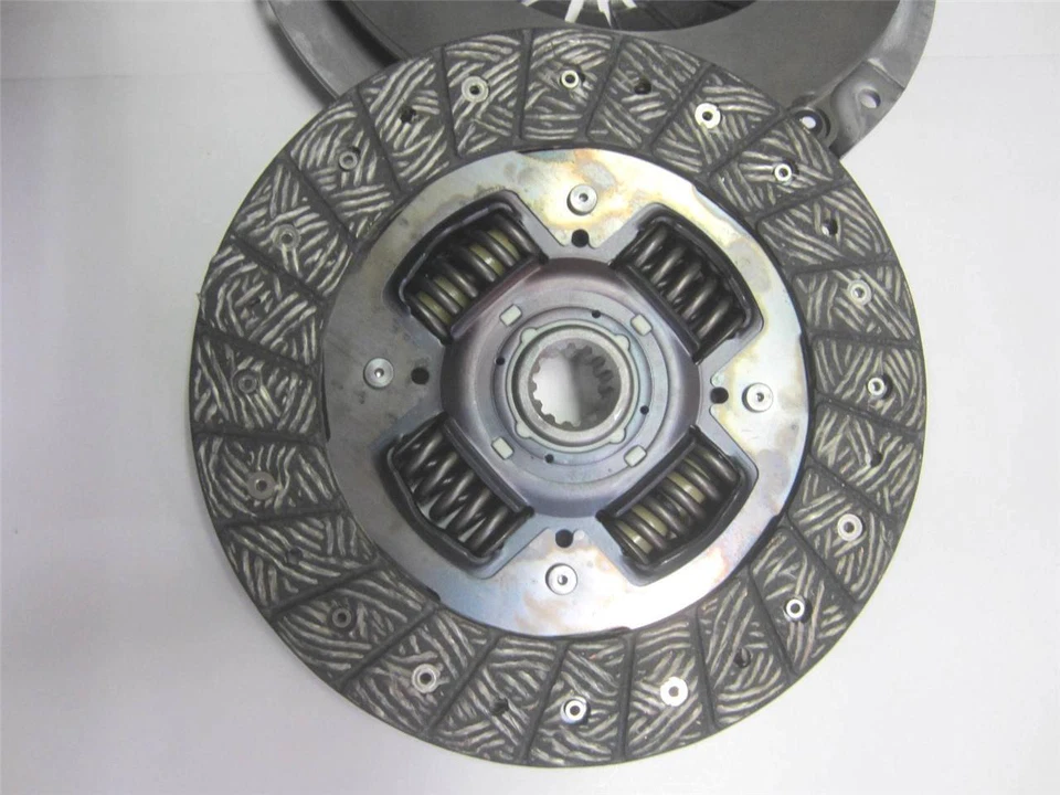 OEM 07 08 09 Pontiac G5 Base & GT Models Clutch Disc Disk & Pressure Plate Kit - Image 3 of 4