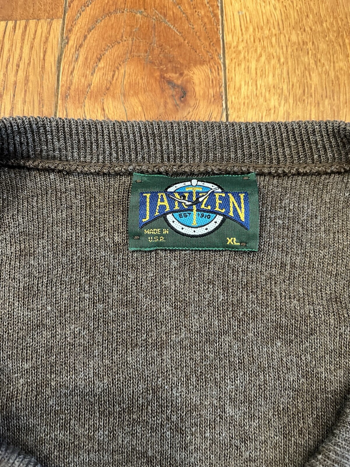 Picture 2 of 5