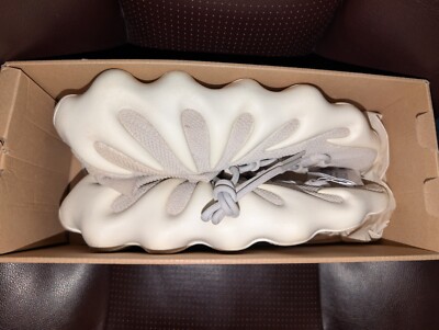 Size 11 - adidas Yeezy 450 Cloud White