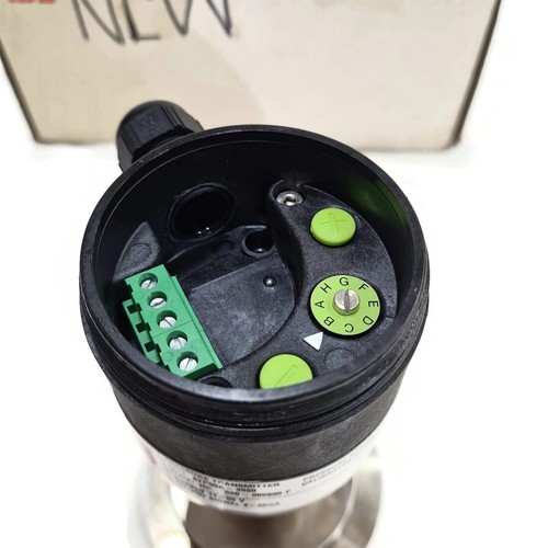 ABB Gauge Pressure Transmitter ETP90A: 4520 Range 0-350mbar. Order: 148332-10 - Picture 7 of 12