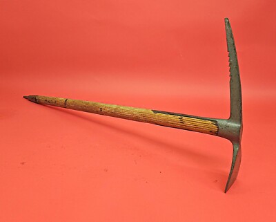 Vintage Unusual Walking Stick Pickle Axe Ice Axe Eispickel