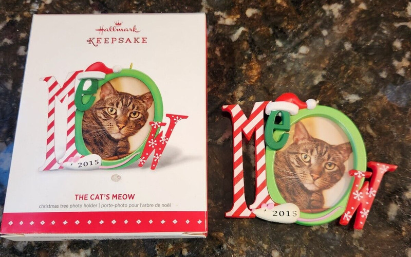 HALLMARK 2015 PET PHOTO HOLDER ORNAMENT~THE CAT'S MEOW