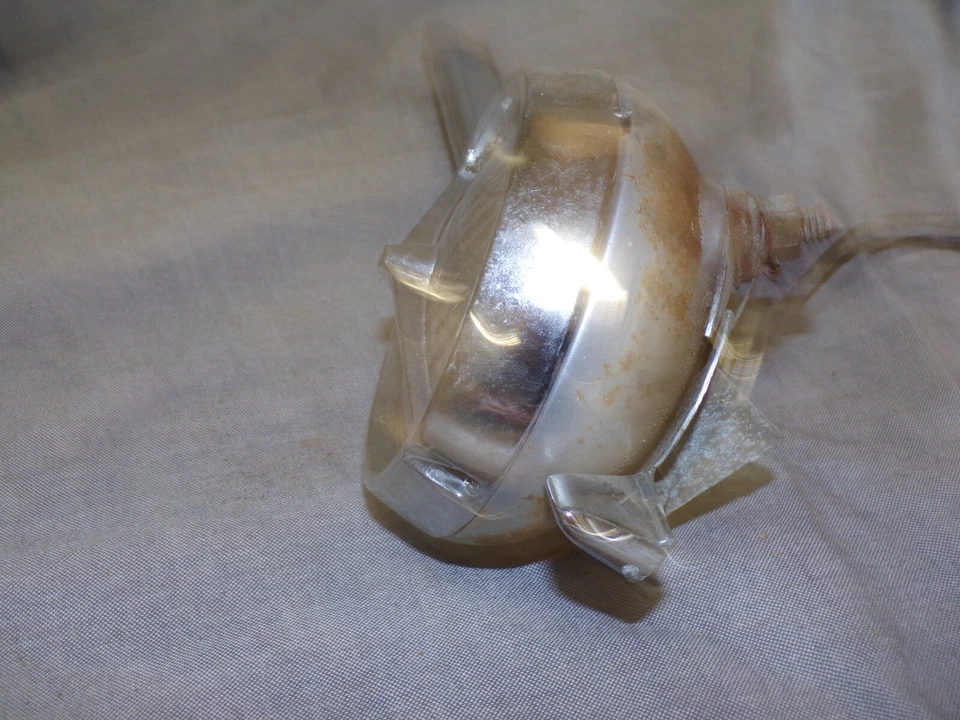 Ford Mustang GT 1965 1966 PS RH luz antiniebla Fastback convertible cupé 289 Foto 2 de 4