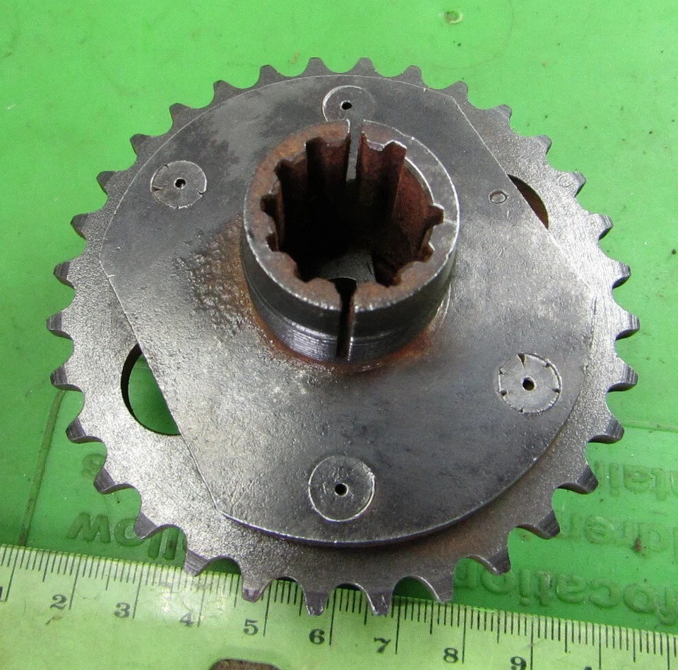 Piñón de transmisión de leva Honda CB77 CL77 305🔥P/N 14320-268-030🔥NOS🔥OEM 🔥Oxidado Foto 3 de 4