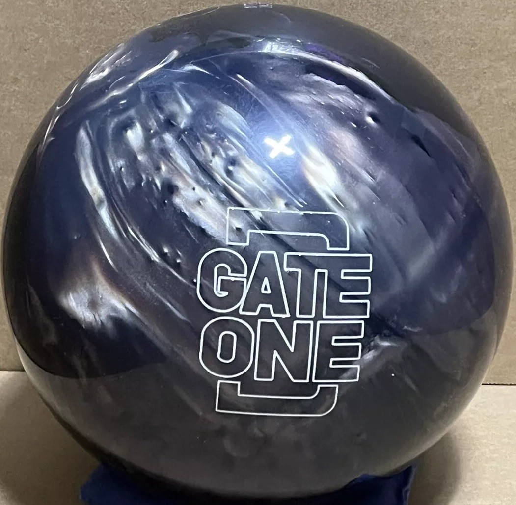 Storm Gate One 15 lb Overseas Bowling ball New in Original