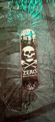 ZERO スケートボード デッキ SHALLOW GRAVE Zero Shallow Grave Skateboard Deck Skull Black Art Graphic