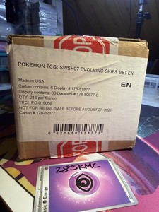 commander 2018 booster box Pokémon TCG: SwSh07 main image 0