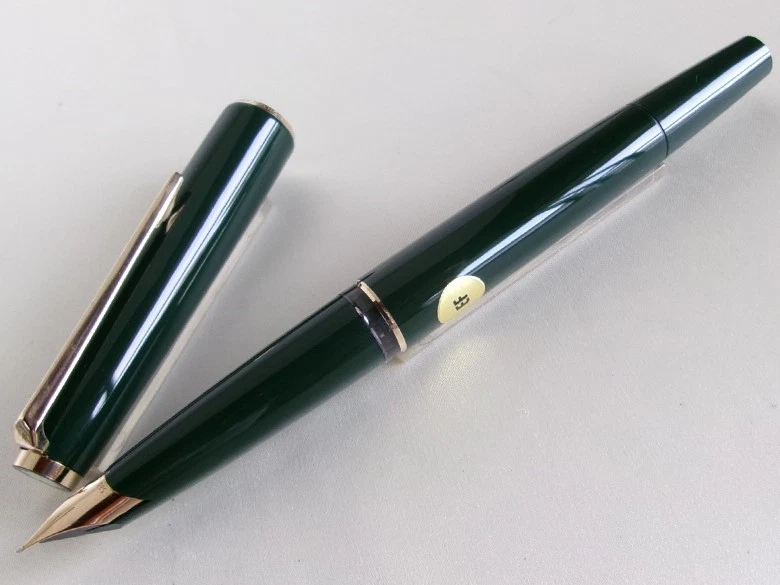25+ Extra Fine (EF) Nib Collectible Montblanc Fountain Pens for