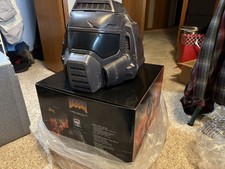 Collector s Classic Doom Helmet (HELMET AND B...