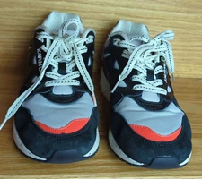 Karhu Legacy 96 F806002 Jet Black/ Gray Violet Unisex Mens 8.5 Retro Throwback