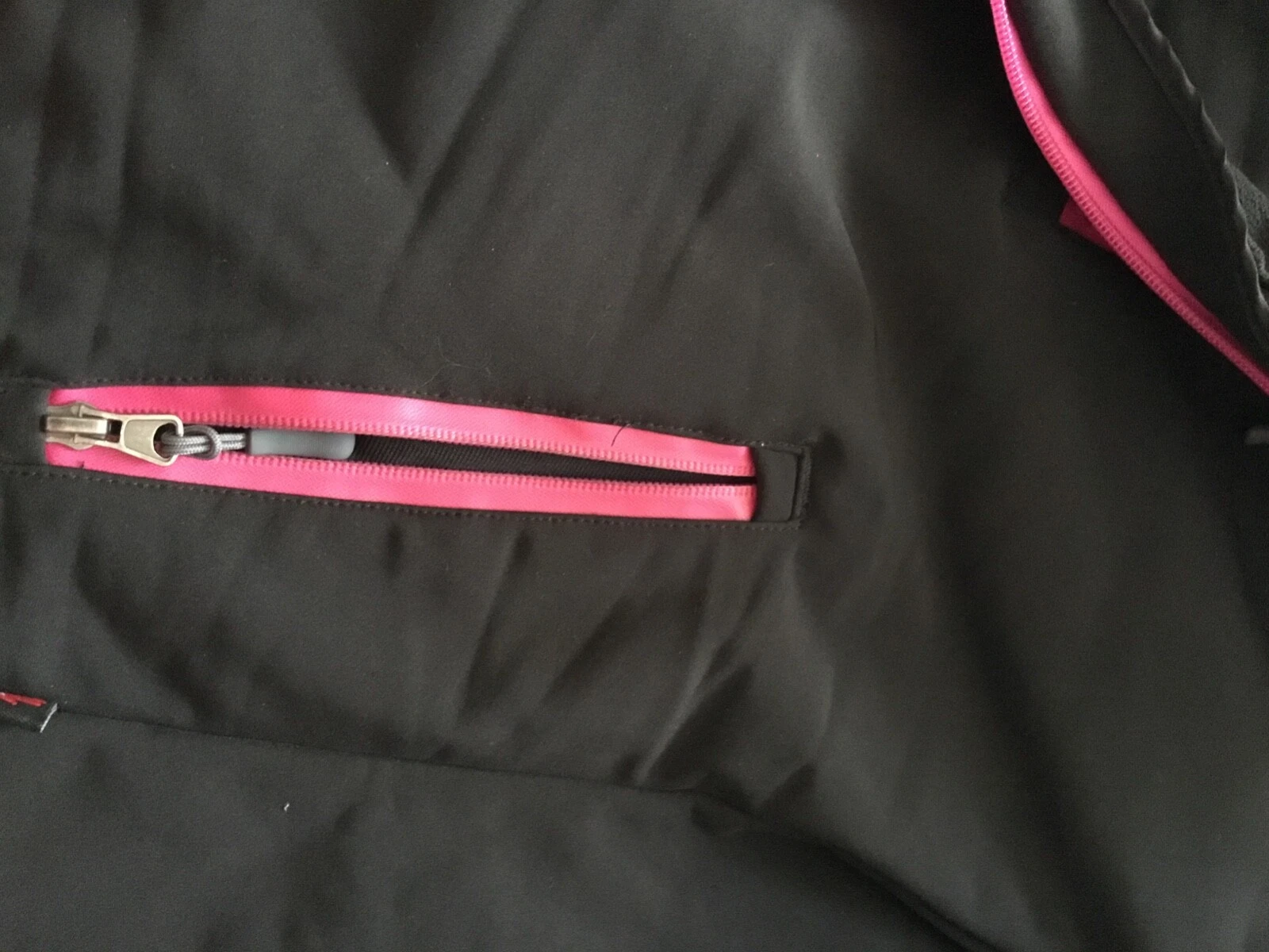 Picture 4 of 5