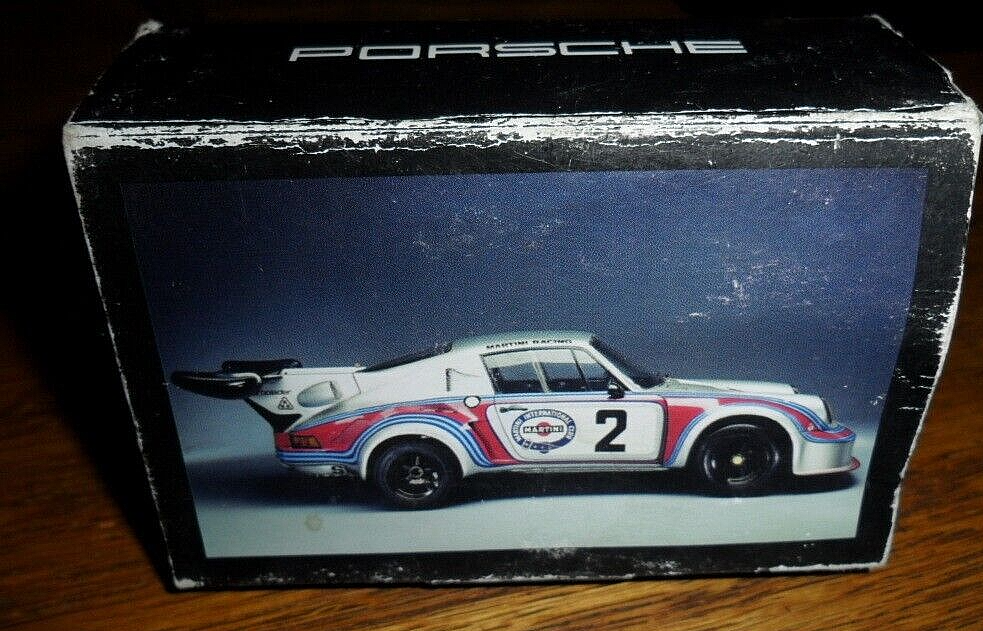 CMR 1:12 Porsche 911 Carrera RSR Turbo #5 5ème 1000km Brands Hatch 1974 Martini Racing CMR12025