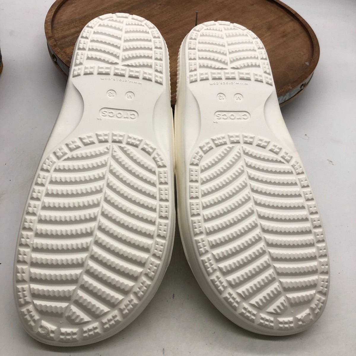 Crocs Classic Men\'s 13 Two-Strap Slide Sandals White 1116 CROCS Classic Slide Sandals Men Size 13 White Slip On Clogs  main image 2