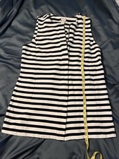 Black/White Long VEST Sweater CHICO  S Size 1 8-10 Zipper Front, Stretch
