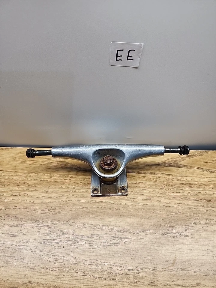 Juego de 2 camiones de skate vintage 8,75" Foto 2 de 4