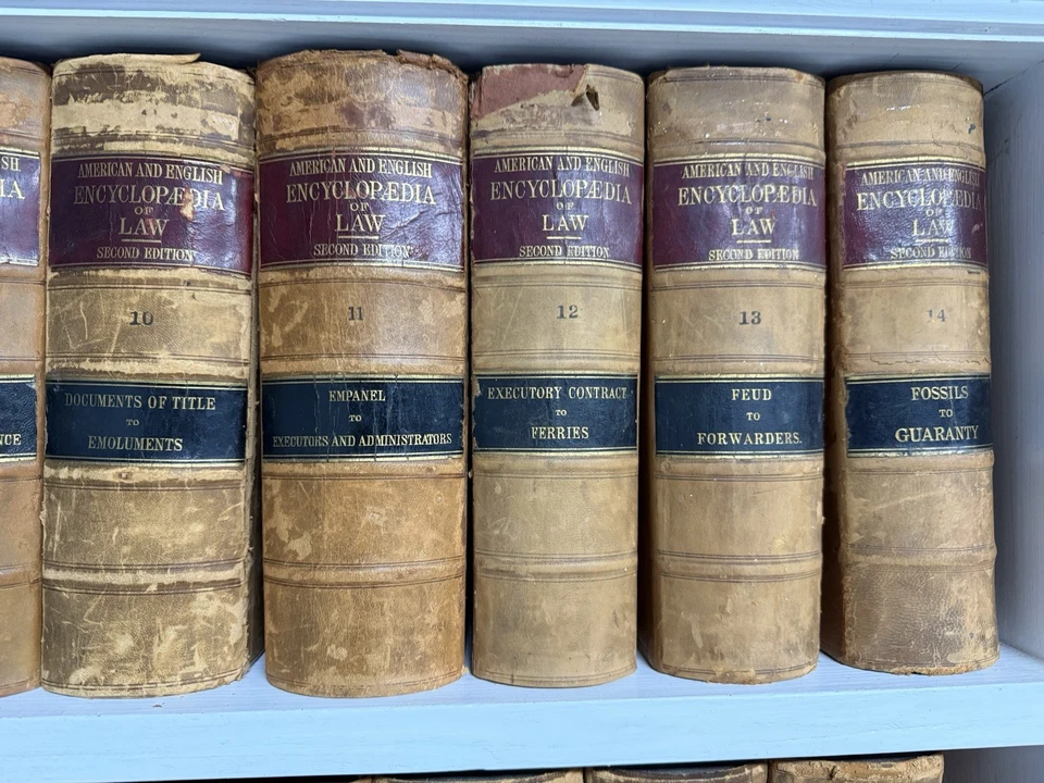 American & English Encyclopedia of Law 2nd Edition 1896-1905 Complete Set 1-32 - Image 4 of 4