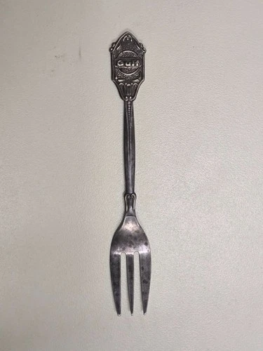 VINTAGE GULF OIL CHEESE FORK w/NR! L@@K!!!