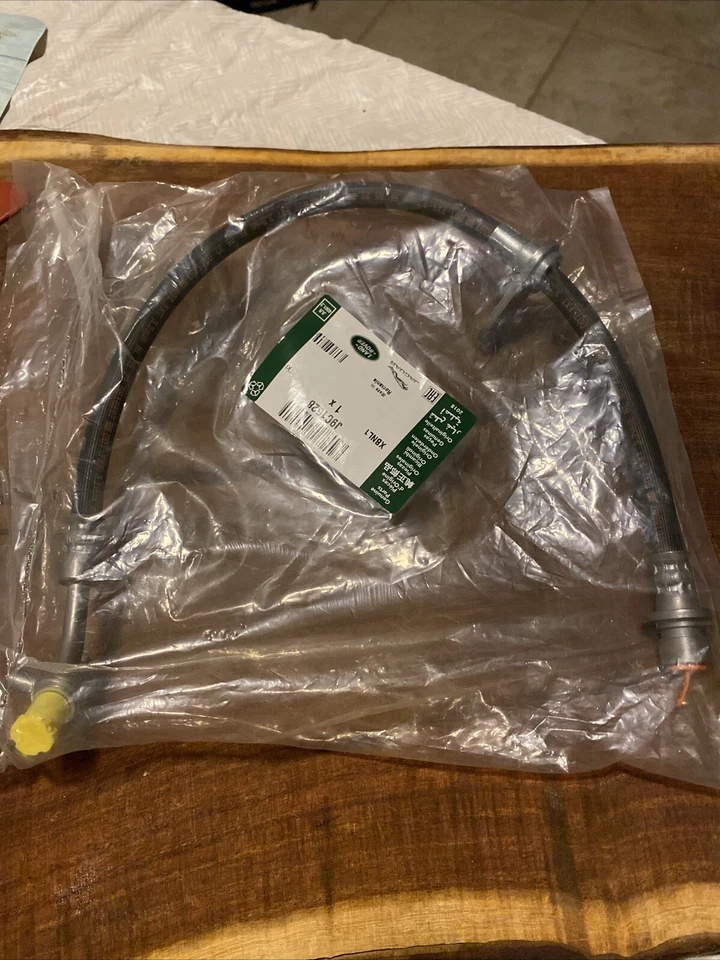 Genuine Jaguar Brake Hose J9C1628 - Image 2 of 2