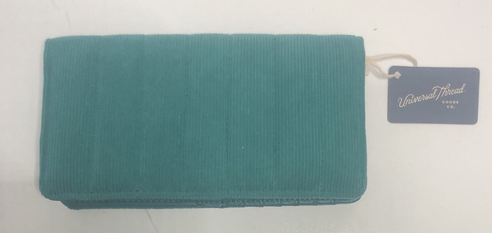 Universal Thread Women's Bifold Wallet Wristlet Bag w Card Holders ...