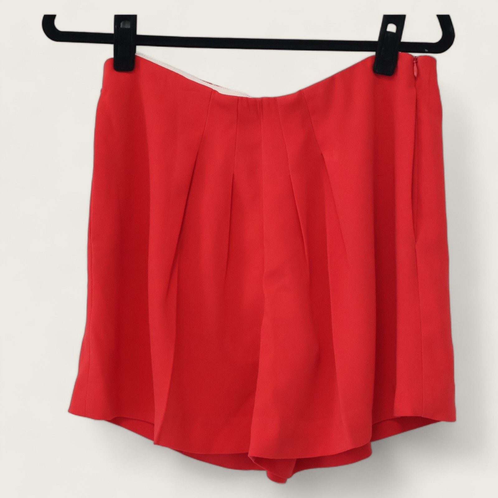 Maje L Mujer Short Mini Roja Tablas Plisado Básico Cremallera Fluido Ligero Seda