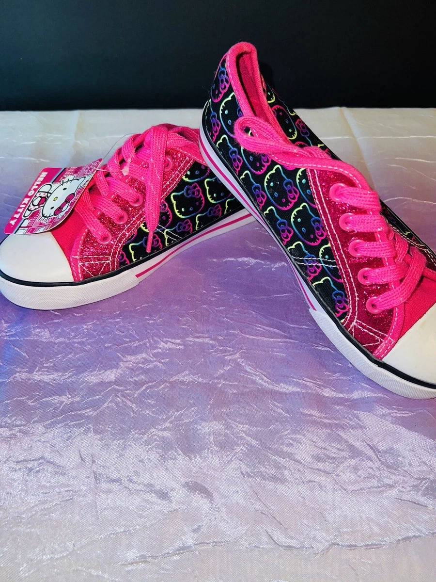 NEW Hello Kitty Youth Size 3 Sneakers Low Top Canvas Tennis Shoes