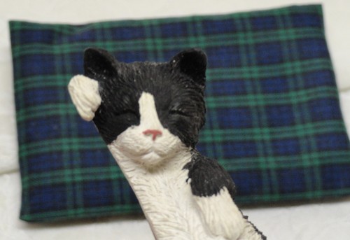 Figurine Sandicast Kitty Cat "Lil Snoozers" Chopstick 1992 Miniature w/ Pillow - 第 3/11 張圖片
