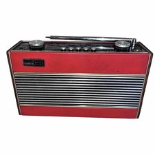 Roberts R600 Vintage Radio Red Leatherette Collectible *for spares & repairs*