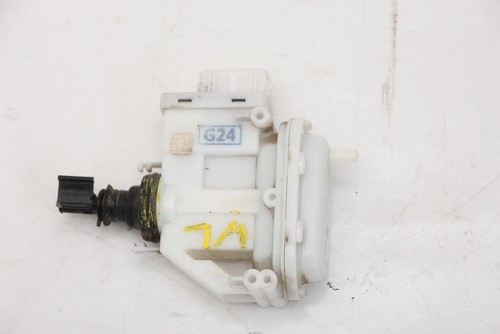 Stellmotor Tür vorn links VW PASSAT 35i 357862153H 03-1993