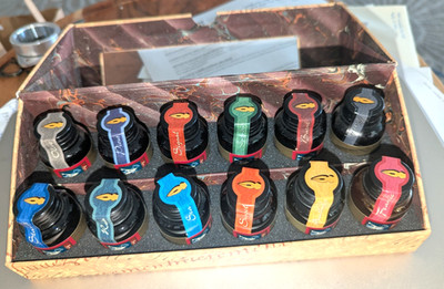 Glass dip pen Ink set The Writing Collection Farbenfrohes Tinten 12 sealed jars