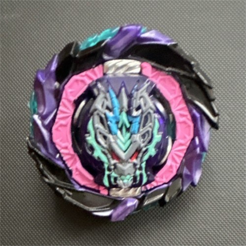 Roar Bahamut Giga Moment-10 Beyblade