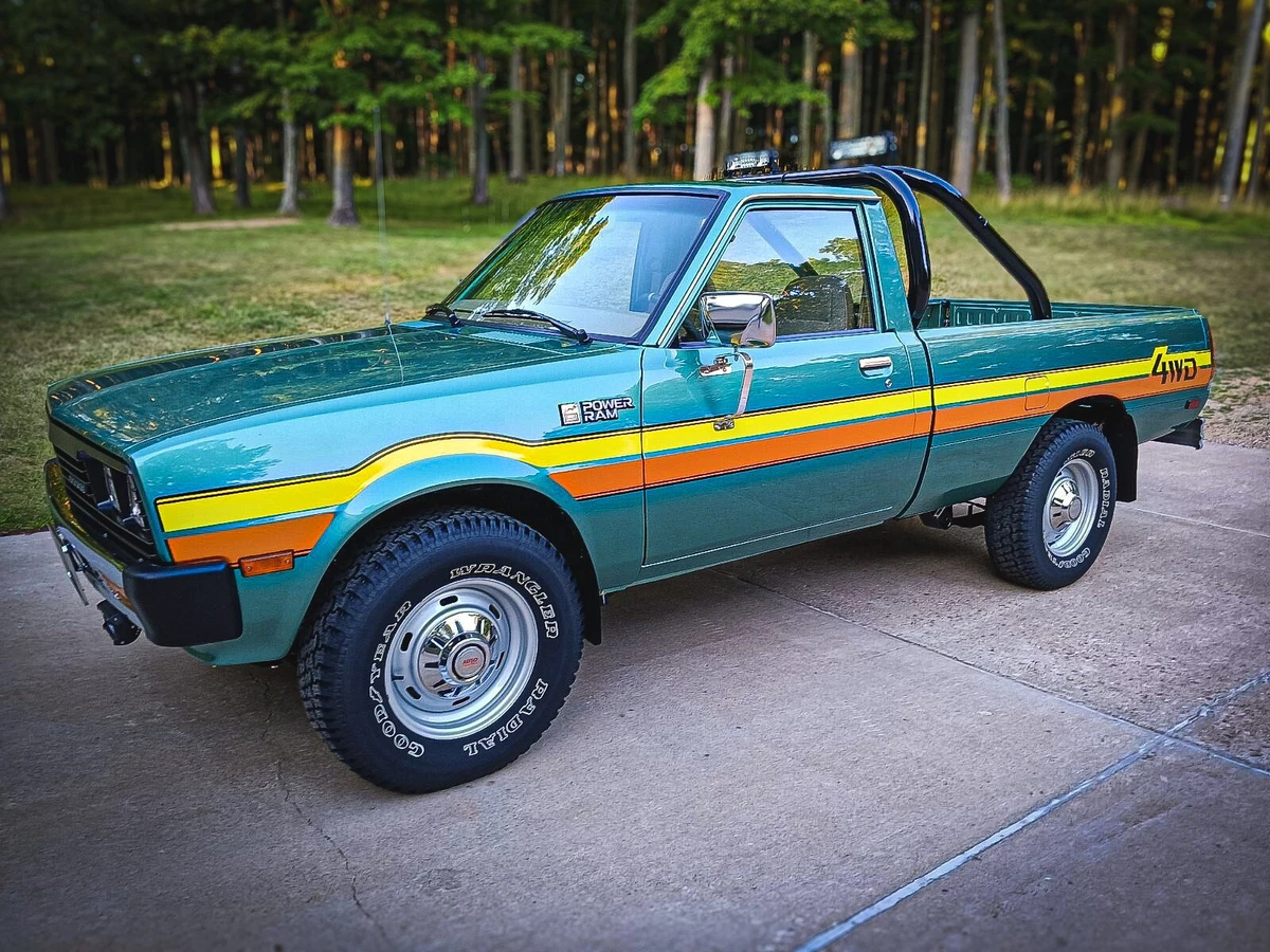 Click photo thumbnail to view