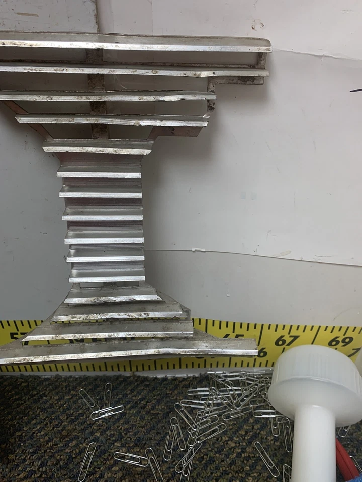 Plymouth 1960 usado OEM parrilla Fury Savoy Belvedere vagón suburbano “bonito” Foto 4 de 4