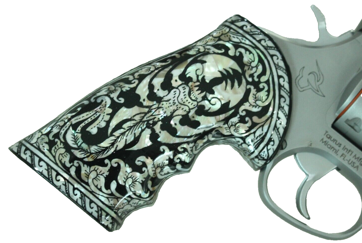 ロッド REVOLVER 楽天市場】(5)カンジ クロノ N×P-77 REVOLVER (リボルバー) 2023