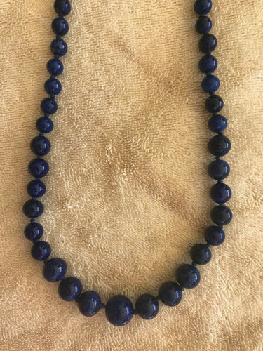 Beautiful Vintage Les Bernard Lapis Blue Beaded Double Knotted Necklace - Picture 2 of 6