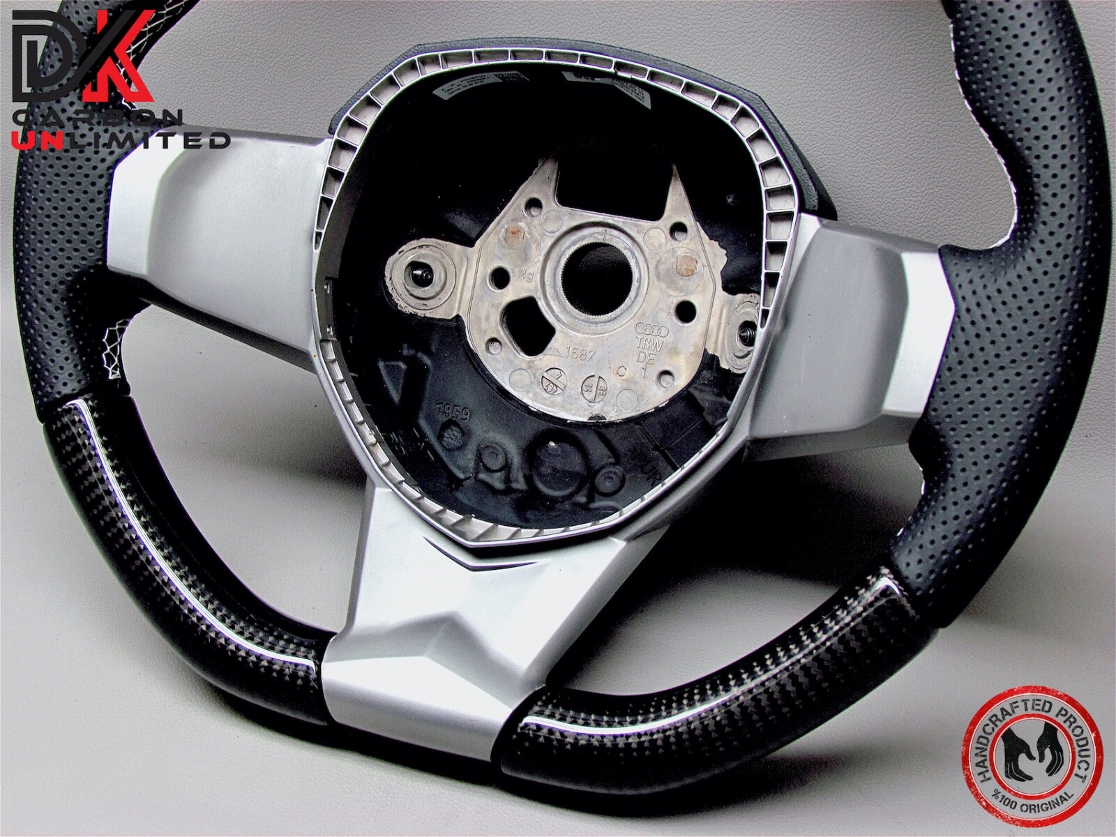 Lamborghini Aventador SVJ63 LP700Perforated White Ring Carbon Steering Wheel v4