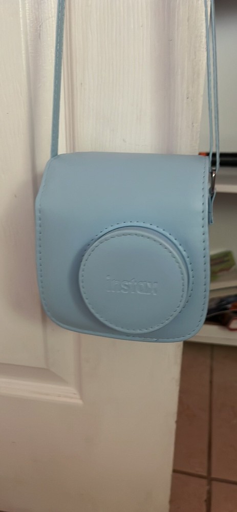 Compact Polaroid Insta Camera for Instant Photography on the Go