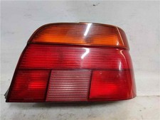 Feu arrière BMW 523